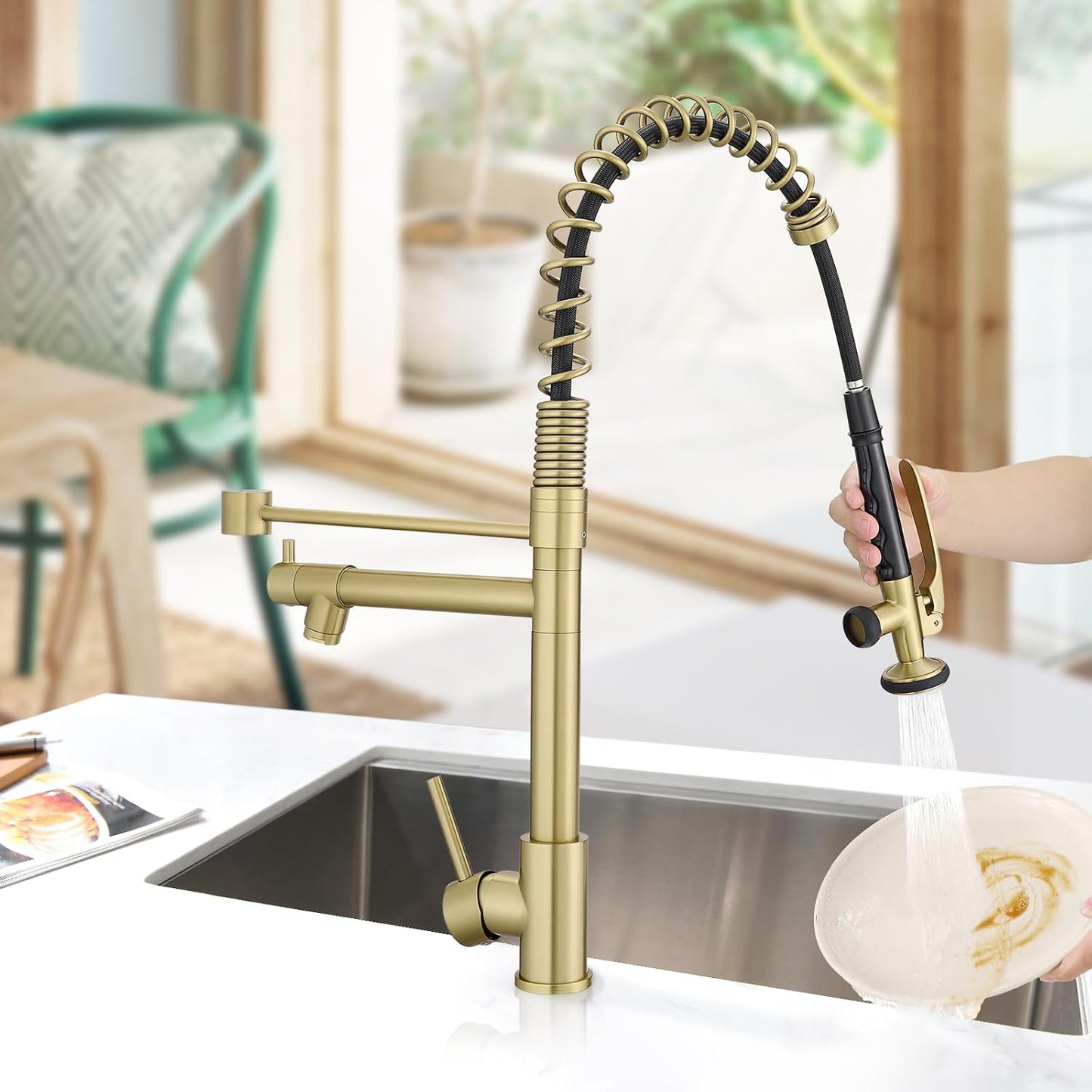Brushed Gold Kitchen Faucet with Pull Down Sprayer, Commercial Brass Kitchen Faucet Single Handle Spring Faucets for Kitchen Sink Fapully